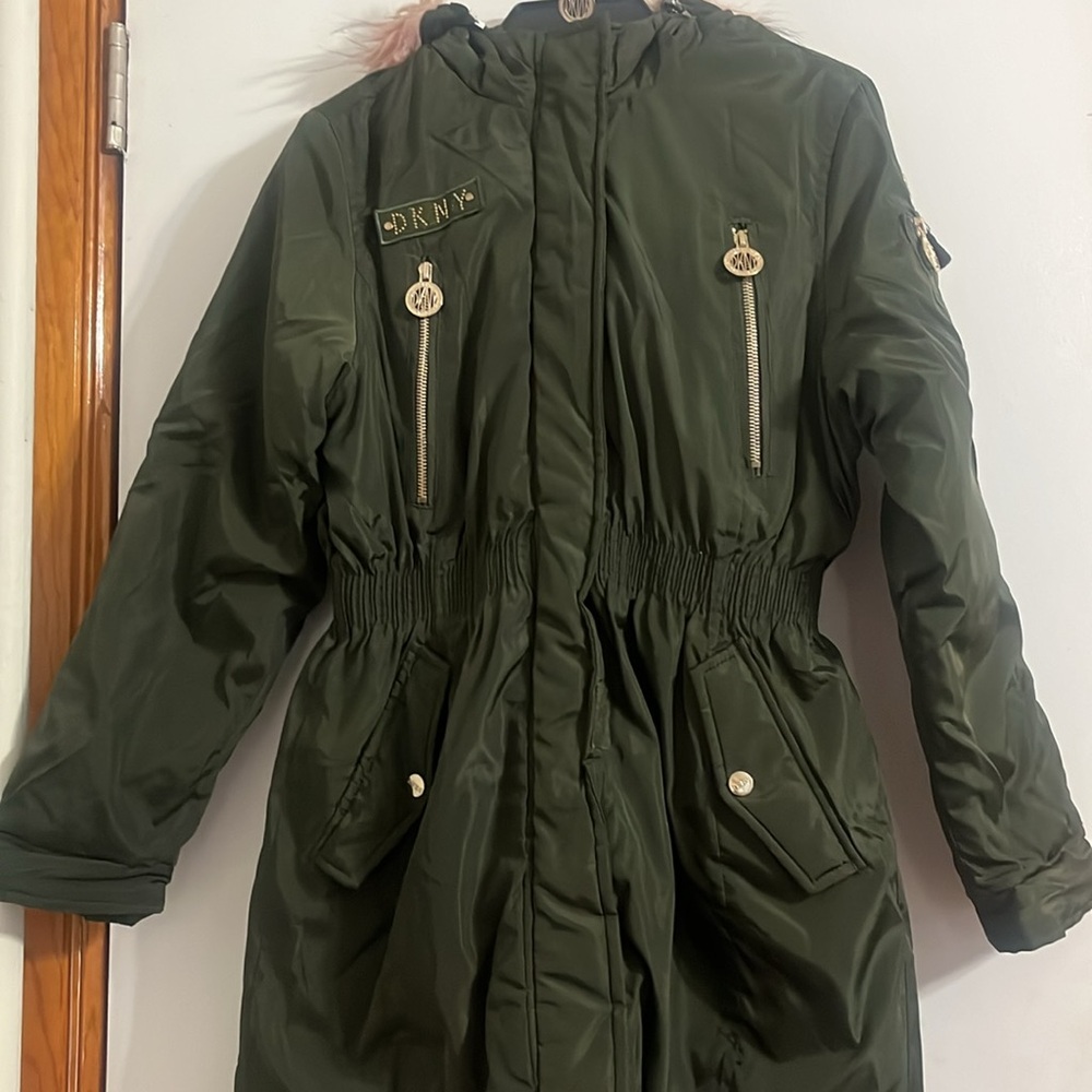 DKNY Girls Long Puffer Coat size L 14/16 color green with pink Faux-Fur Hood - Picture 4 of 13